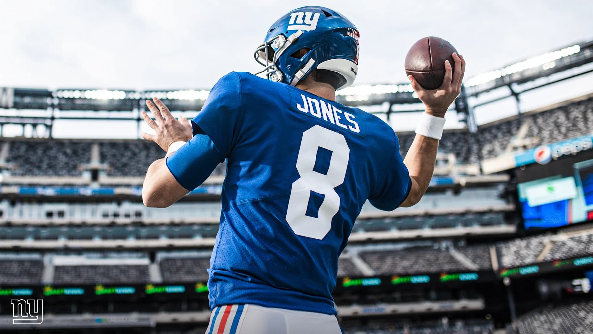 Why the Giants Should Keep Playing Daniel Jones, Despite Risks