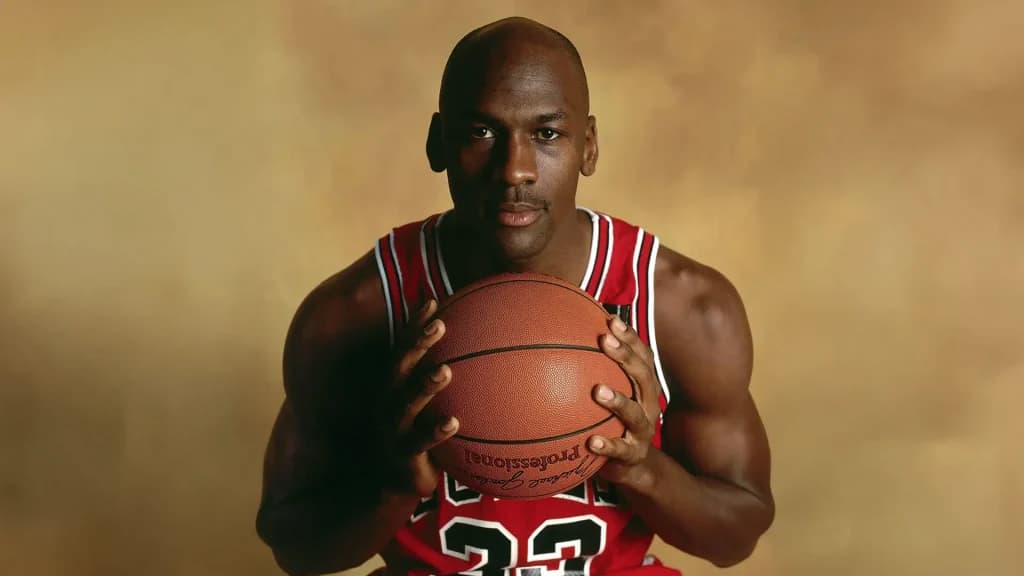 NBA Hand Sizes-Michael Jordan