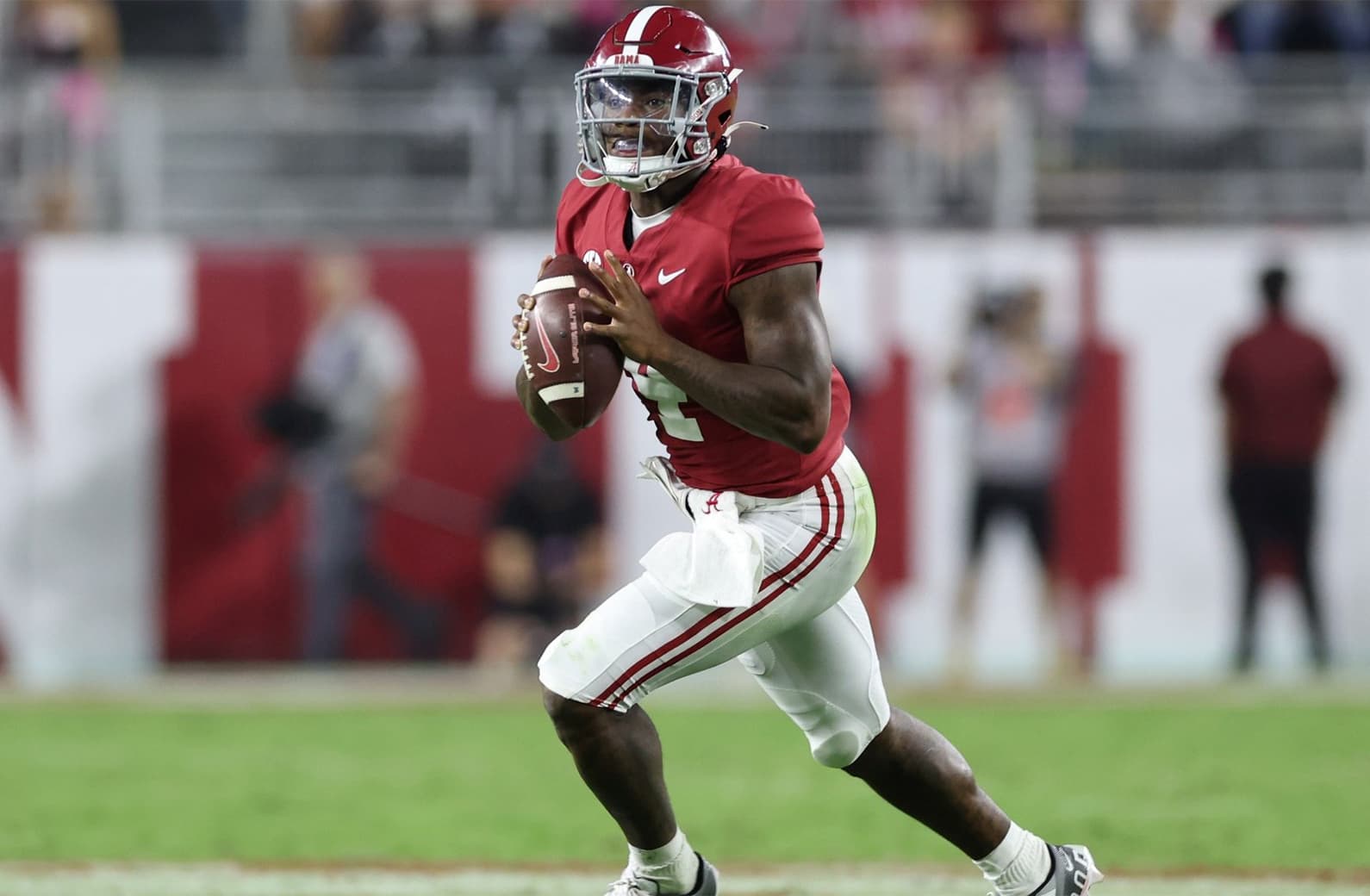 Best NCAAF QB’s of Week 10